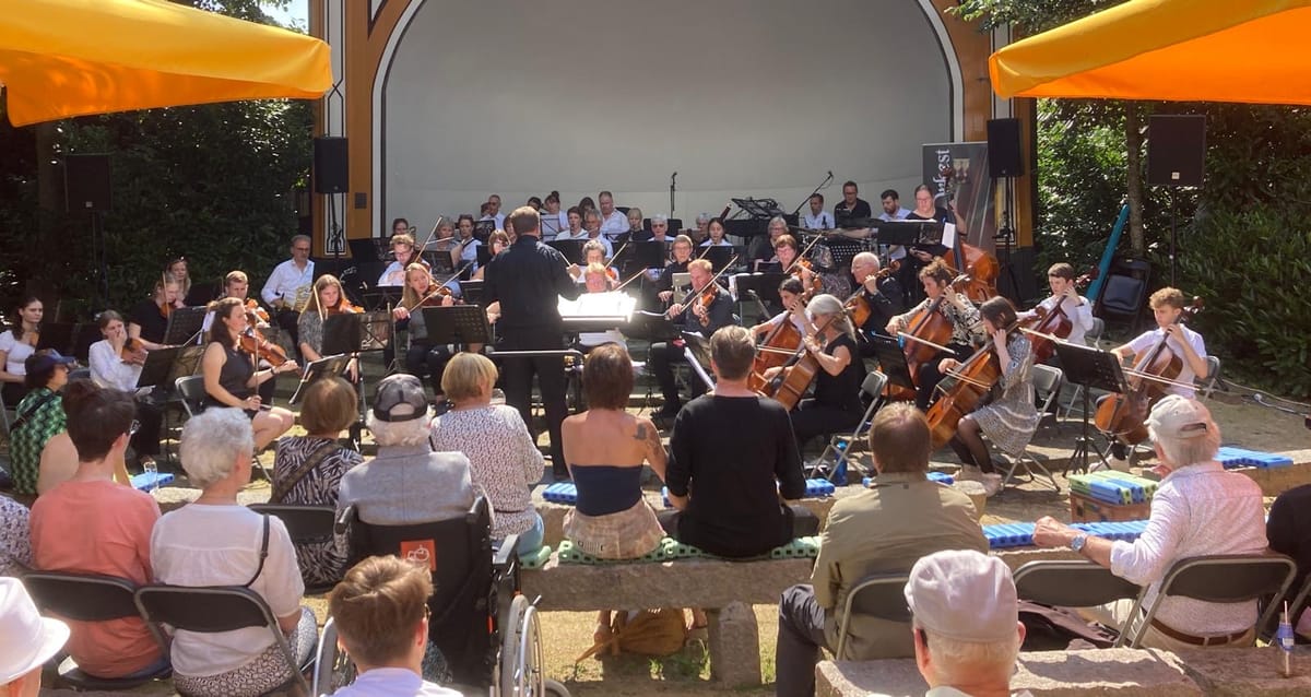 Stralend Concert van Symfonisch RuimteOrkest in Stadstuin De Schelp