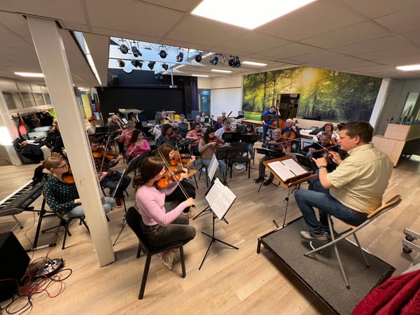 Concert Symfonisch Ruimteorkest en Wilgenband in de Mayboom op 23 april